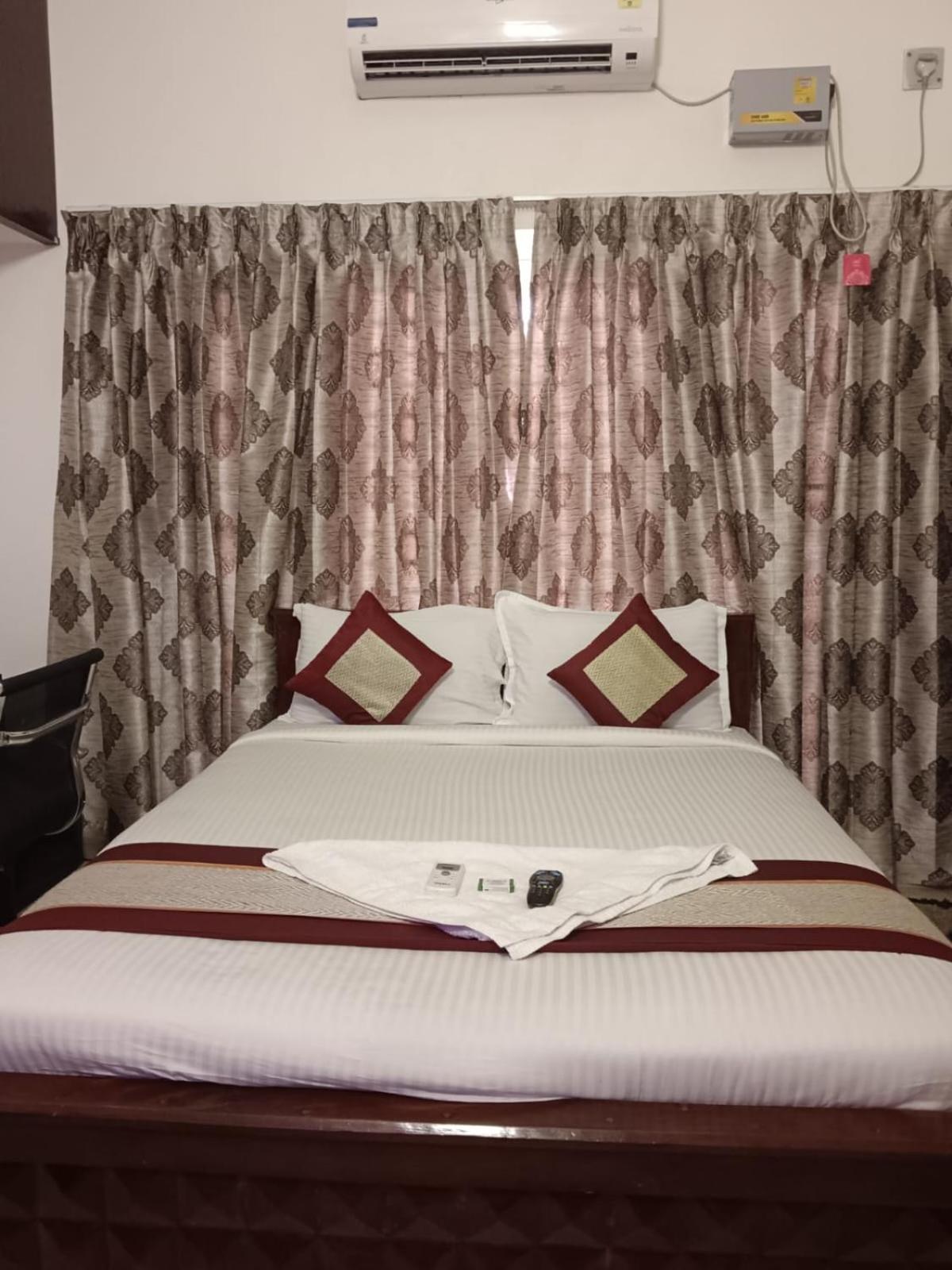 Iris Comfort Inn Chennai Eksteriør billede