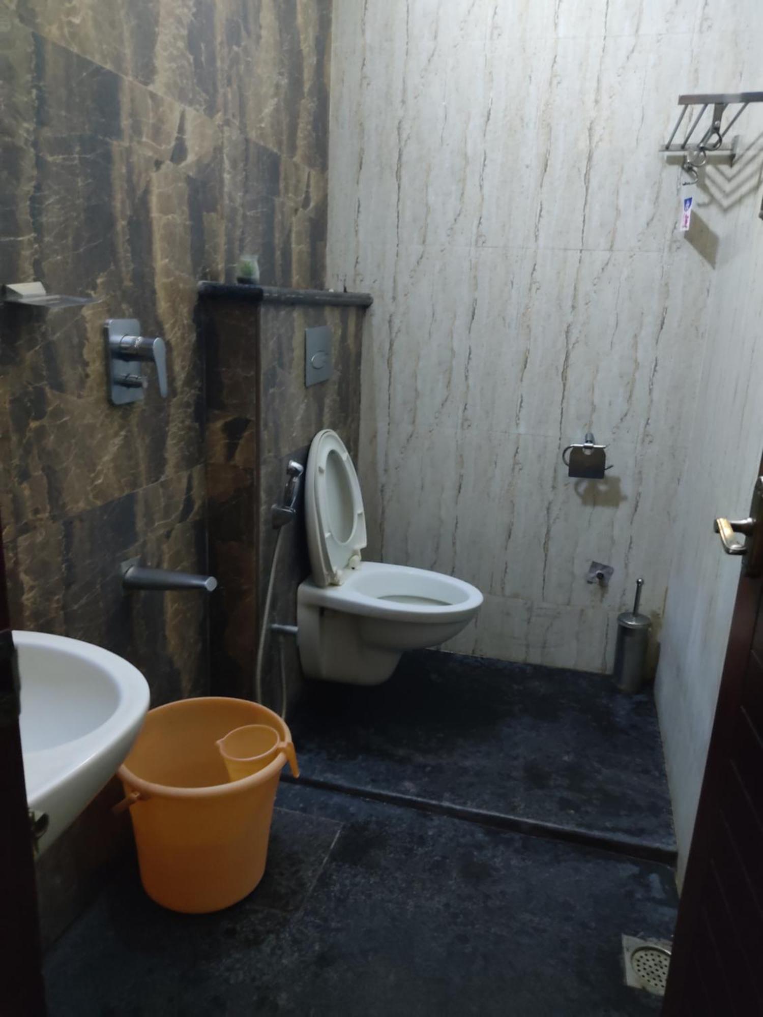 Iris Comfort Inn Chennai Eksteriør billede