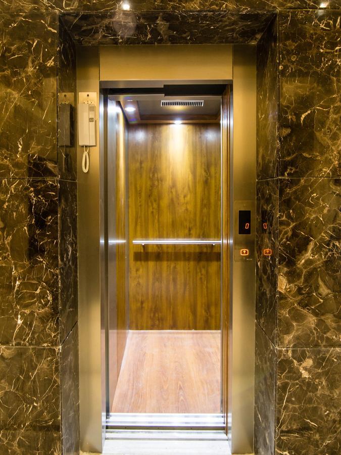 Iris Comfort Inn Chennai Eksteriør billede